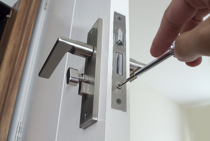 Our local locksmiths are able to repair and install door locks for properties in Westbourne Green and the local area.